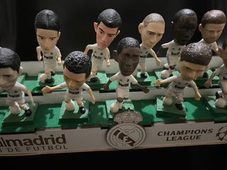 Lote Figuras Real Madrid + Stand