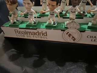 Lote Figuras Real Madrid + Stand