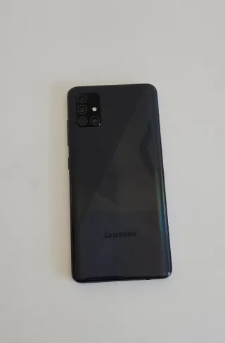 Funda y protector pantalla Samsung A51 negro