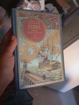 Libro viaje al fondo de la tiera