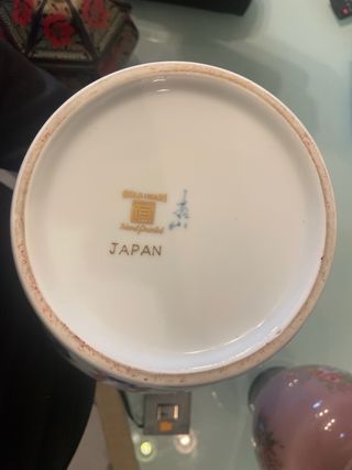 Jarrón japonés de cerámica multicolor