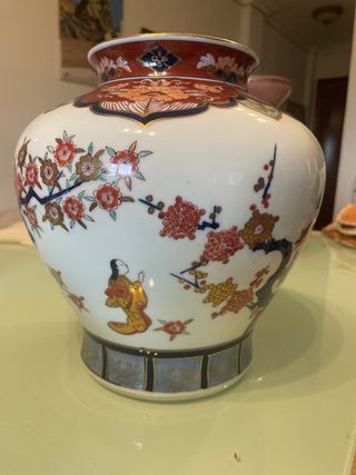 Jarrón japonés de cerámica multicolor