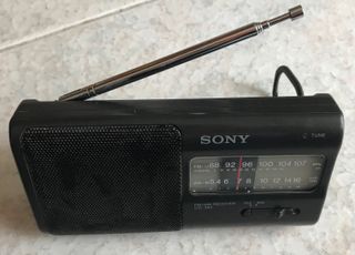 RADIO SONY ICF-380. Radio Portátil AM-FM.