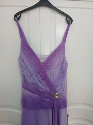 Vestido fiesta Costura Europea Morado Talla 38
