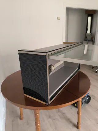 Armario expositor cristal y metal