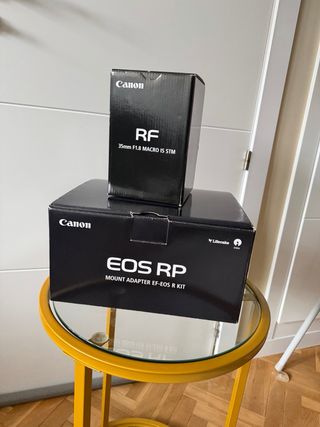 Canon EOS RP + RF 35mm f1.8 + Filtro + Baterías