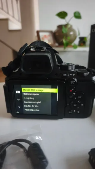 Nikon Coolpix P950 con 3 baterias COMPRADA EN 2025