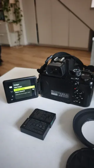 Nikon Coolpix P950 con 3 baterias COMPRADA EN 2025