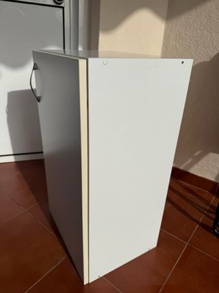 Armario/Cajón/Mesita de noche (en MÁLAGA).