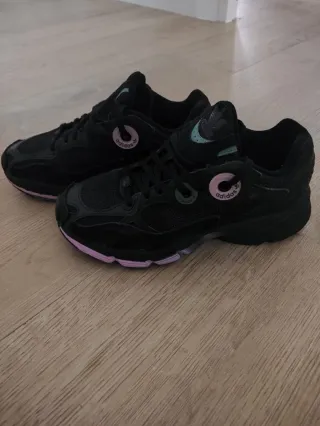 Zapatillas Adidas Astir Talla 36 2/3