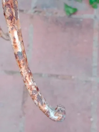 Sillita infantil  jardín forja artística antigua