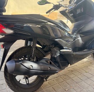 Honda PCX 125cc 2016 Negra