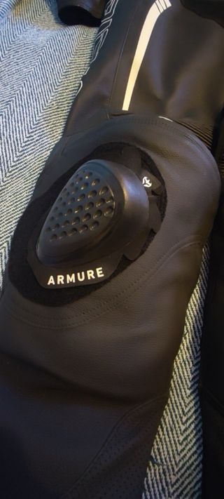 Mono de moto Richa con rodilleras Armure Talla 2XL