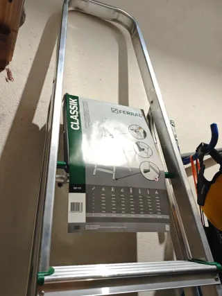 Escalera aluminio plegable