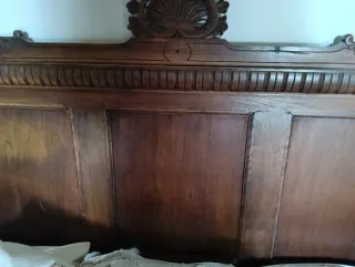 Banco antiguo de madera