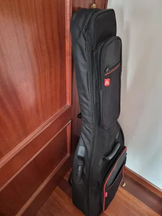 Funda para guitarra negra
