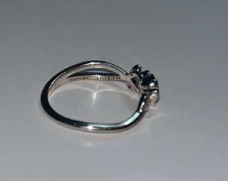 Anillo Pandora Bella y Bestia Rosa Roja