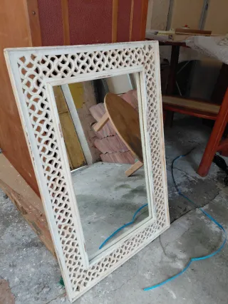 Espejo Marco Tallado Madera Beige
