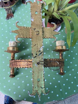 Lámpara de pared de hierro forjado