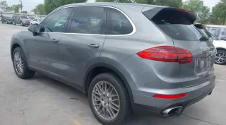 Porsche Cayenne 2016