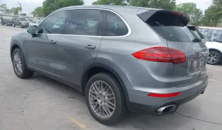 Porsche Cayenne 2016