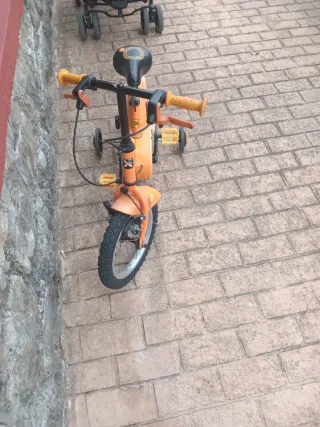 Bicicleta infantil 14 con ruedines