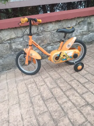 Bicicleta infantil 14 con ruedines