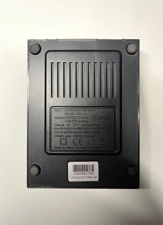 Efest PRO C4 Caricabatterie Smart 4 Slot