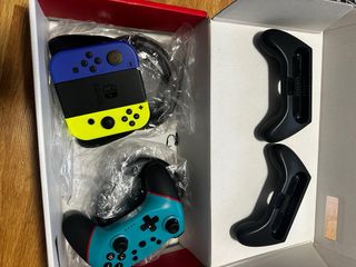 Nintendo Switch Gris + Juegos y Accesorios