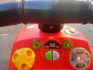 Macchinina Cavalcabile Cars Elettronica