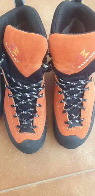 Pack Botas Garmont Alpinismo y botas treking verd