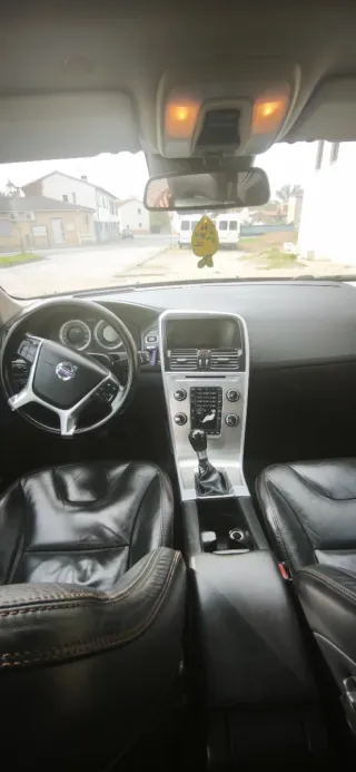 Volvo XC60 2011