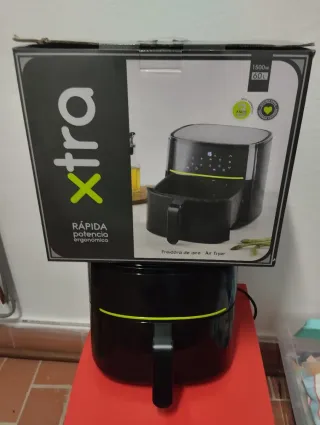 Freidora de aire negra