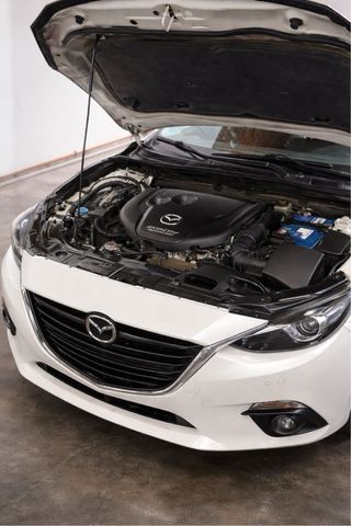 Mazda 3 2015