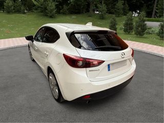 Mazda 3 2015