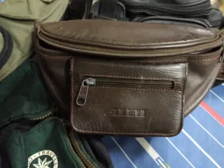 Riñoneras Marrón y Verde