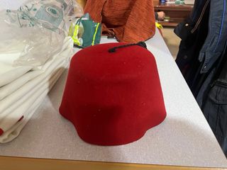 Gorro Moro, Manta y Zapatos Amarillos