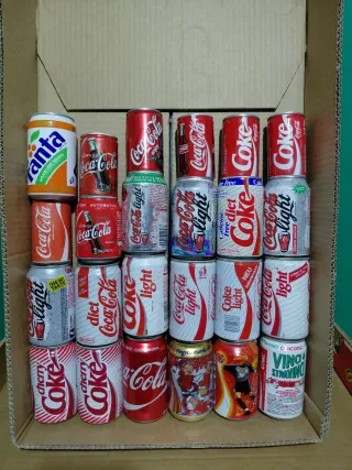 Lattine di birra vuote da collezione