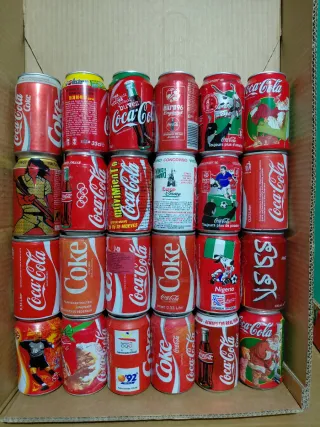 Lattine di birra vuote da collezione