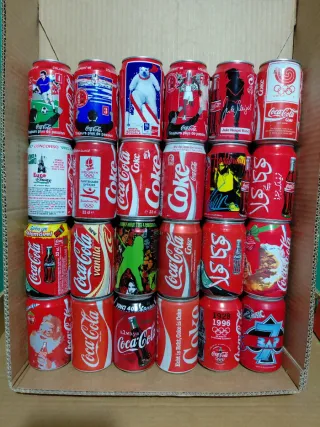 Lattine di birra vuote da collezione