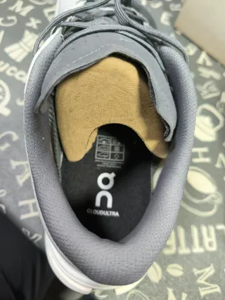 On Cloudultra 3 Zapatillas Running Hombre