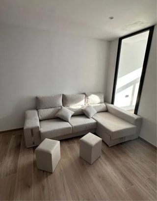 Liquidación:canapés y colchones armarios y sofas?