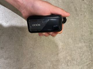 Cargador portátil con doble cable, muy practico