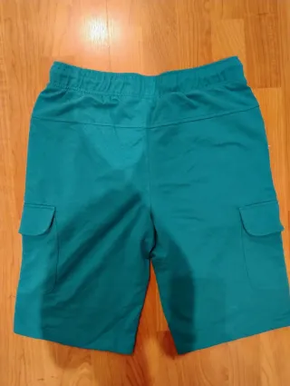Pantalón corto talla 14 años con bolsillos lados