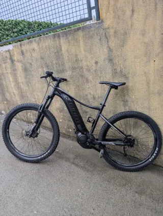 Bicicleta Eléctrica Giant fathom con mui pocas hor