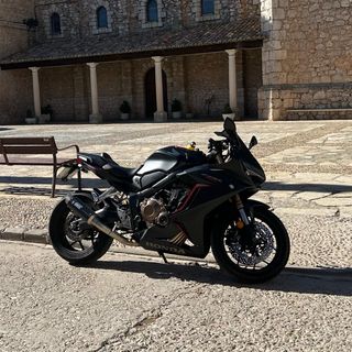 Honda CBR650R Negra 2020