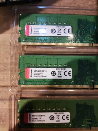 4x Kingston 16GB DDR4 RAM Módulos