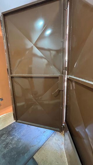 Puerta chapa 2x2