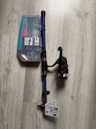 Caña de pescar y carrete con caja de decatlón