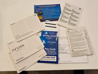 Sony PS Vita 3G/Wi-Fi Negra con caja y 3 juegos